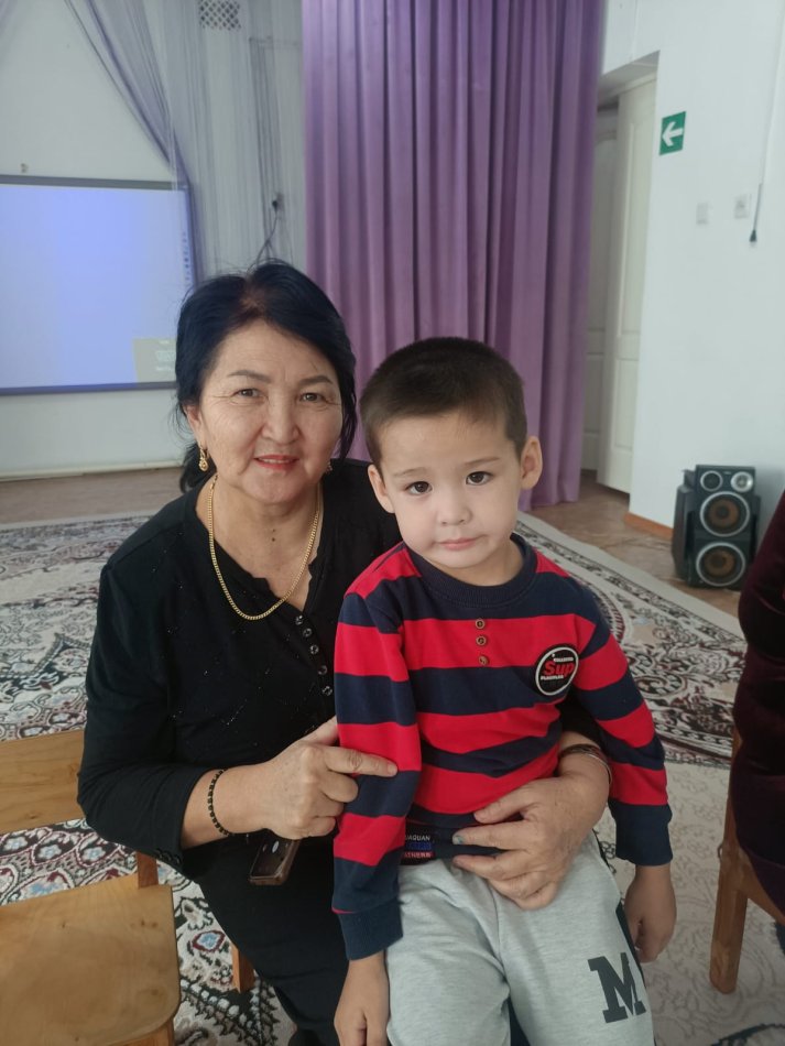 "Әжелер мектебі" Муз жетекшісі Ахметова Қ