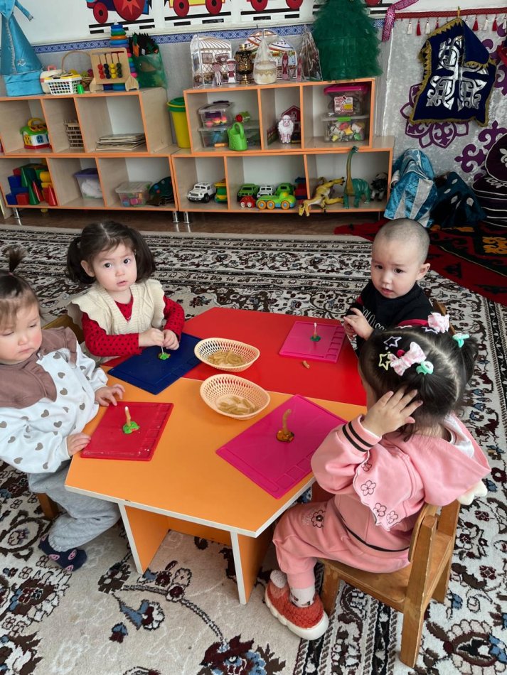 "Макаронмен жұмыс жасау" Қырықбаева Н